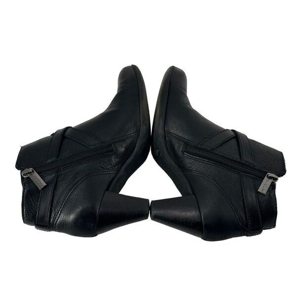 Nurture Ankle Harness Boots Black Leather Size 6 Classic 2.5 In Heel Bootie Shoe - Picture 4 of 13